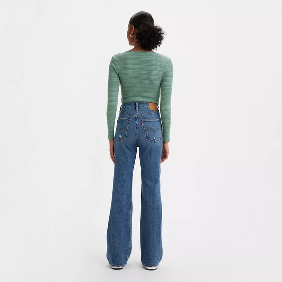 Levis 70s High Rise Flare - Picture 2 of 5